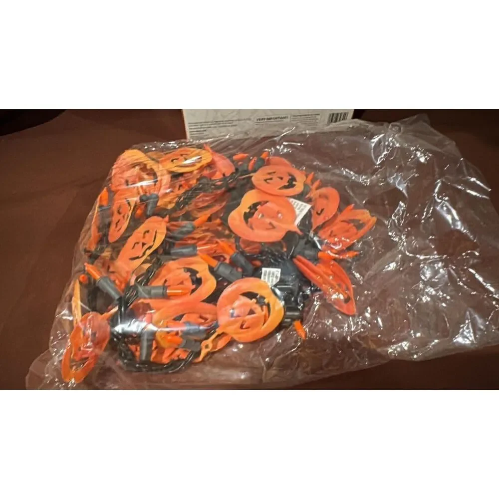 Noma Vintage New Halloween 100 Lights  9 Ft. Length Indoor Pumpkin